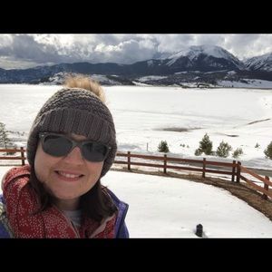 Meet your Posher, Tara